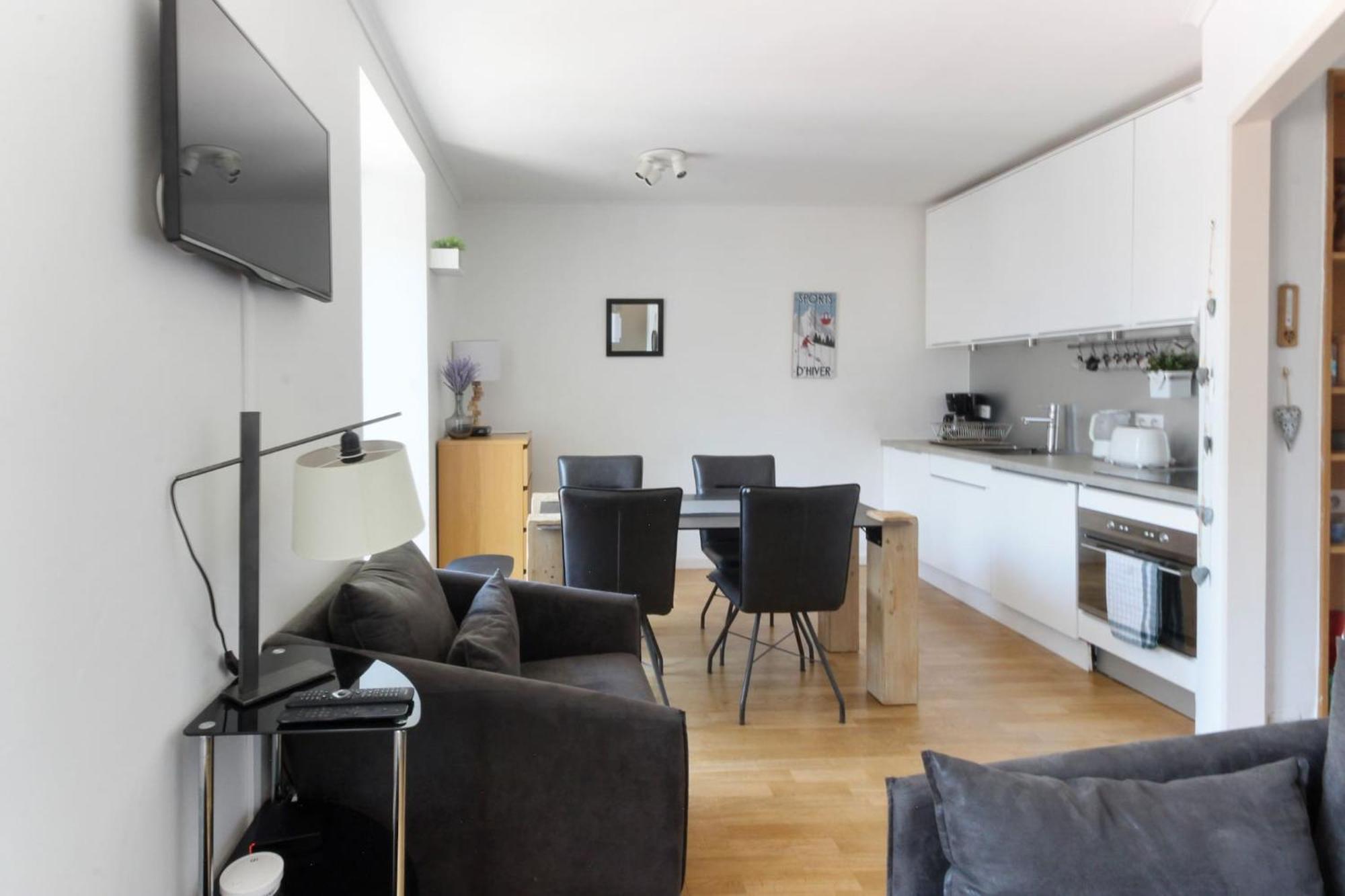 Nook 42 - The Loft - Central 2Br W/ Balcony Views Chamonix Esterno foto